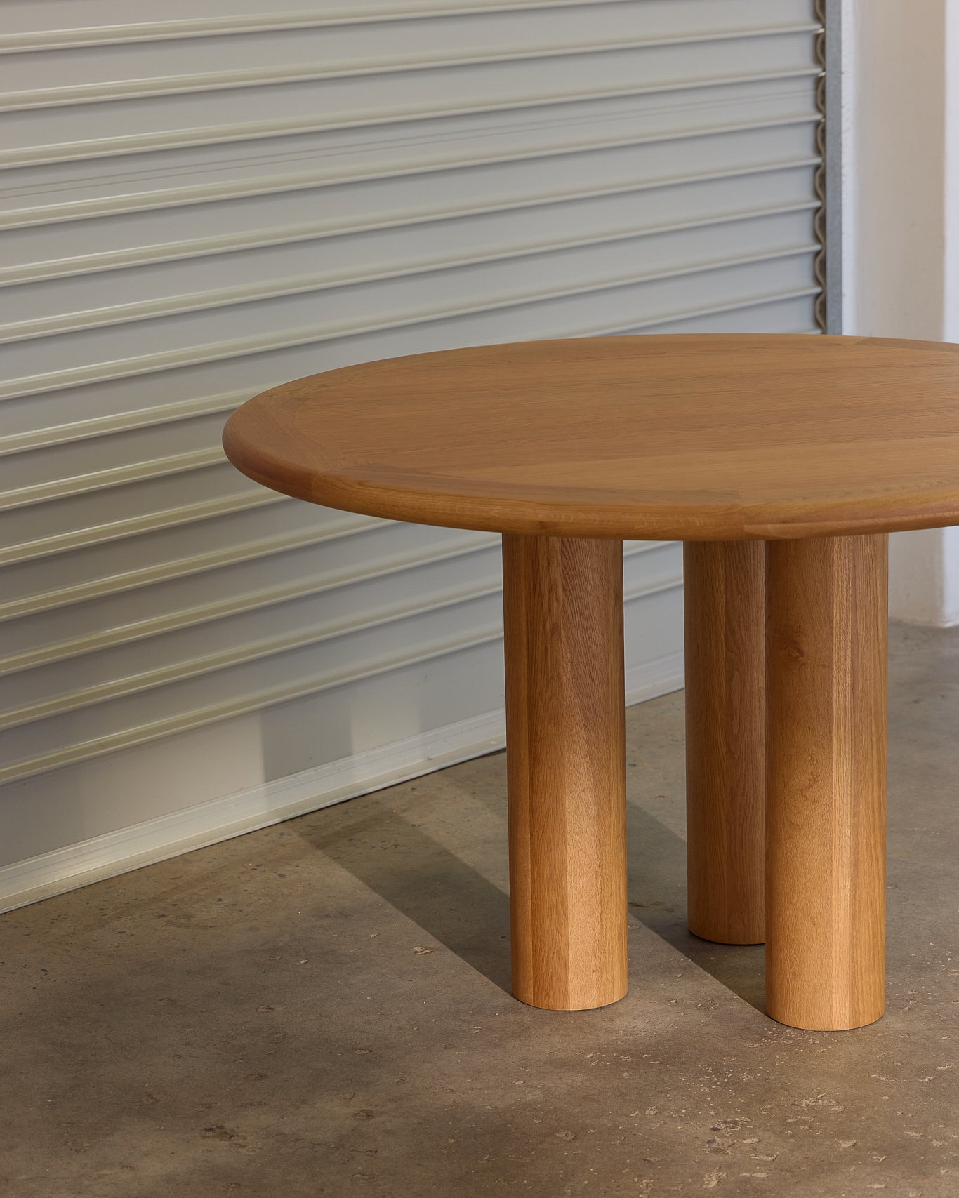 Elio Round Dining Table Oak 120