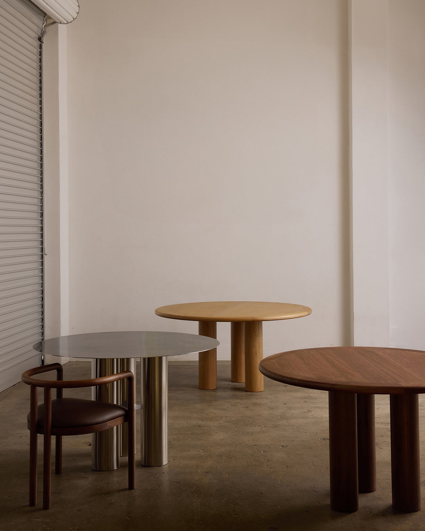 Elio Walnut 120 Round Dining Table Dining Table