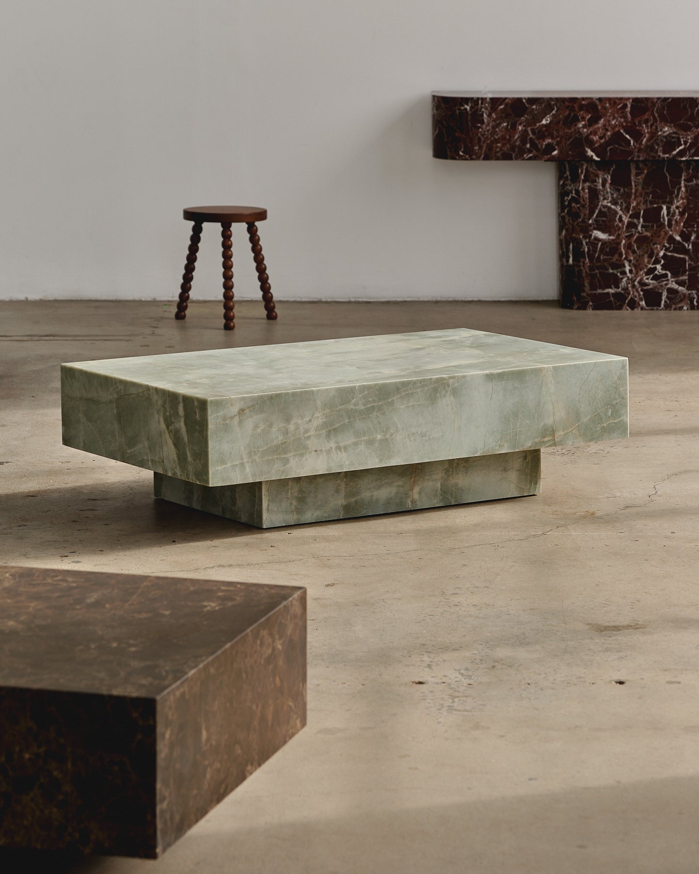 Butter Medium Coffee Table Esmeralda Quartzite