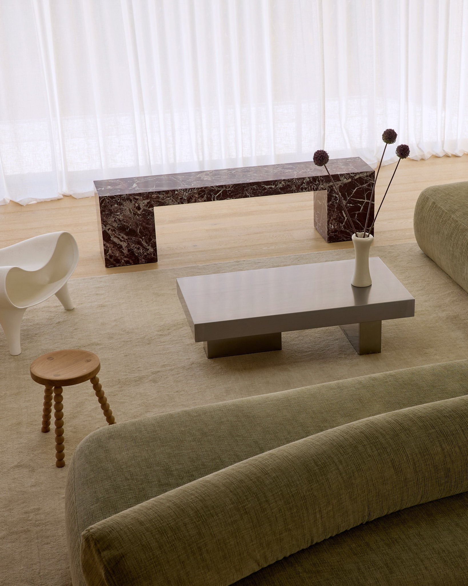 Cookie Abstract Low Console Rosa Levanto