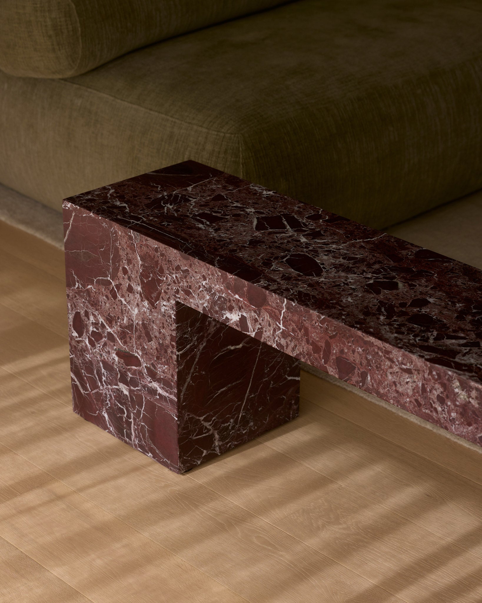 Cookie Abstract Low Console Rosa Levanto