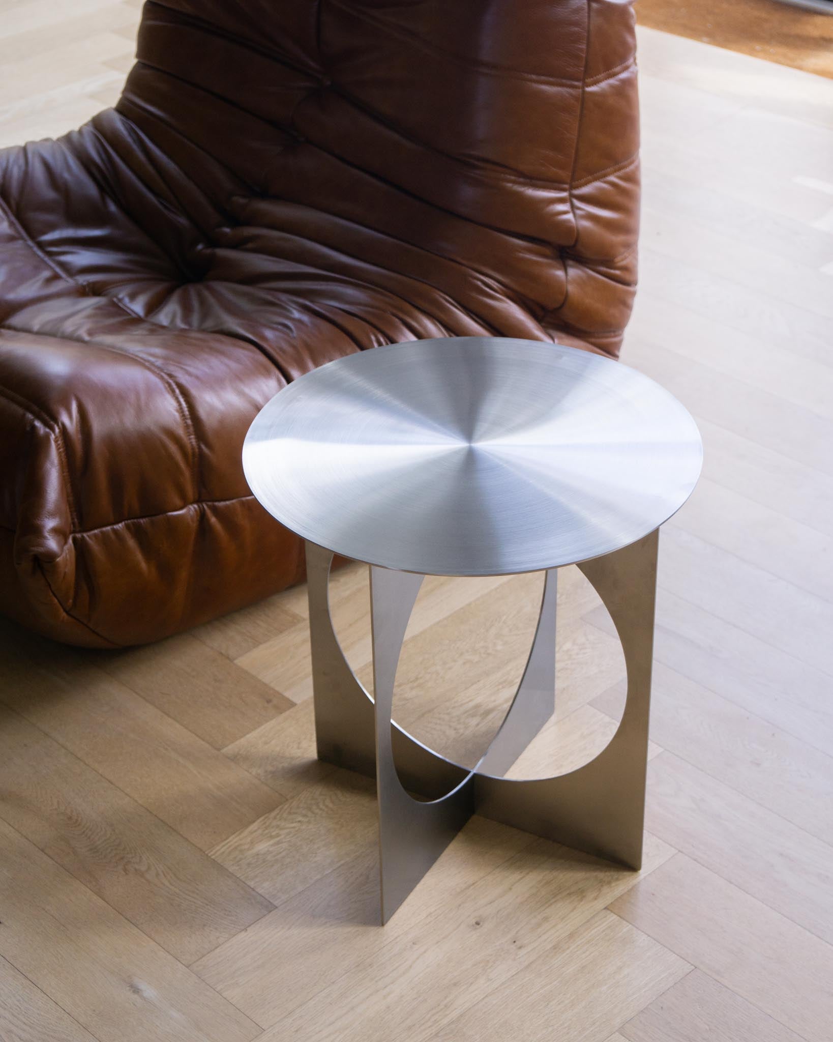  Silver Round Side Table – Mid-Century – Palermo Brushed Stainless Steel | Fleur Studios