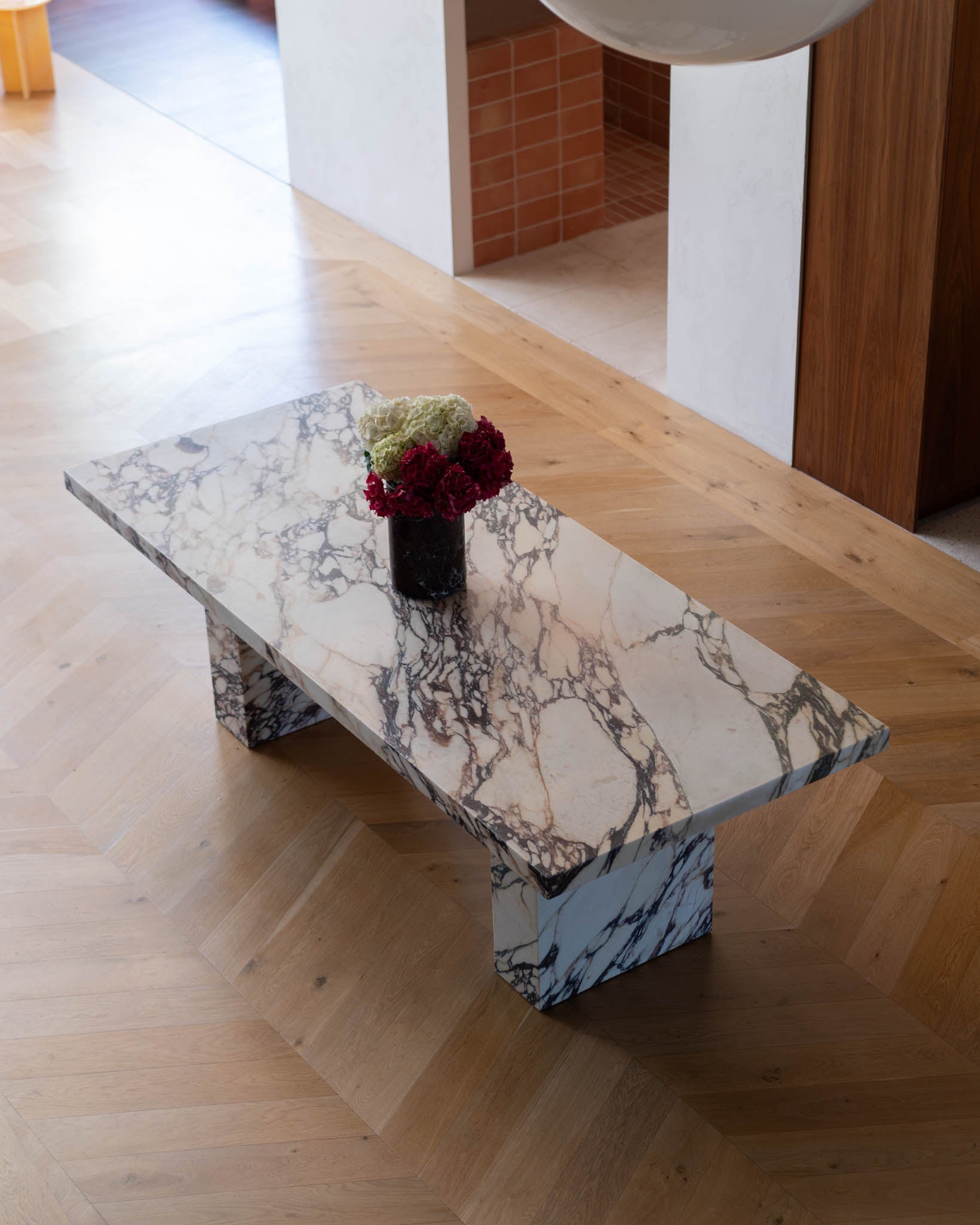 Classic Calacatta Viola Dining Table 240