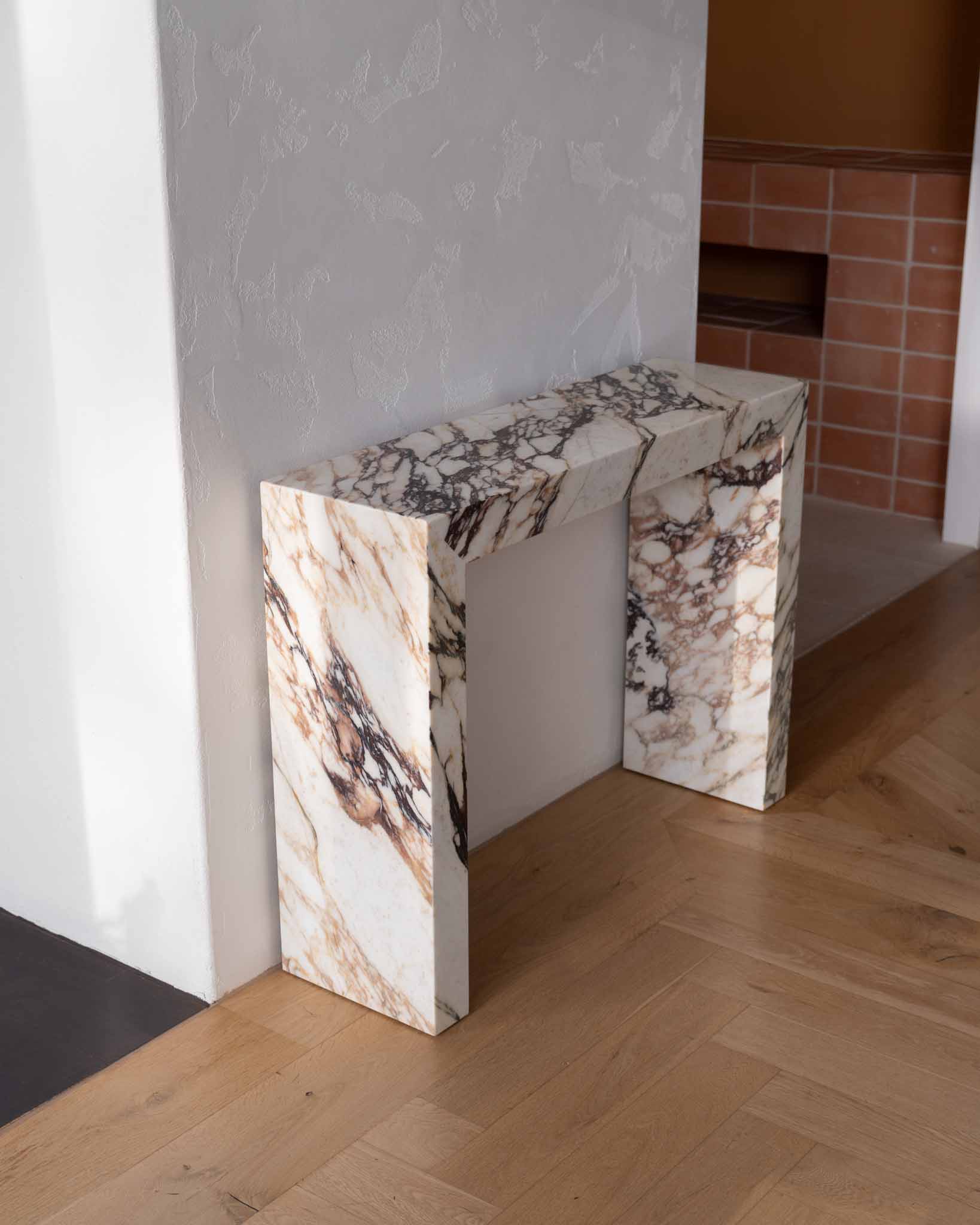 Petite Palm Calacatta Viola