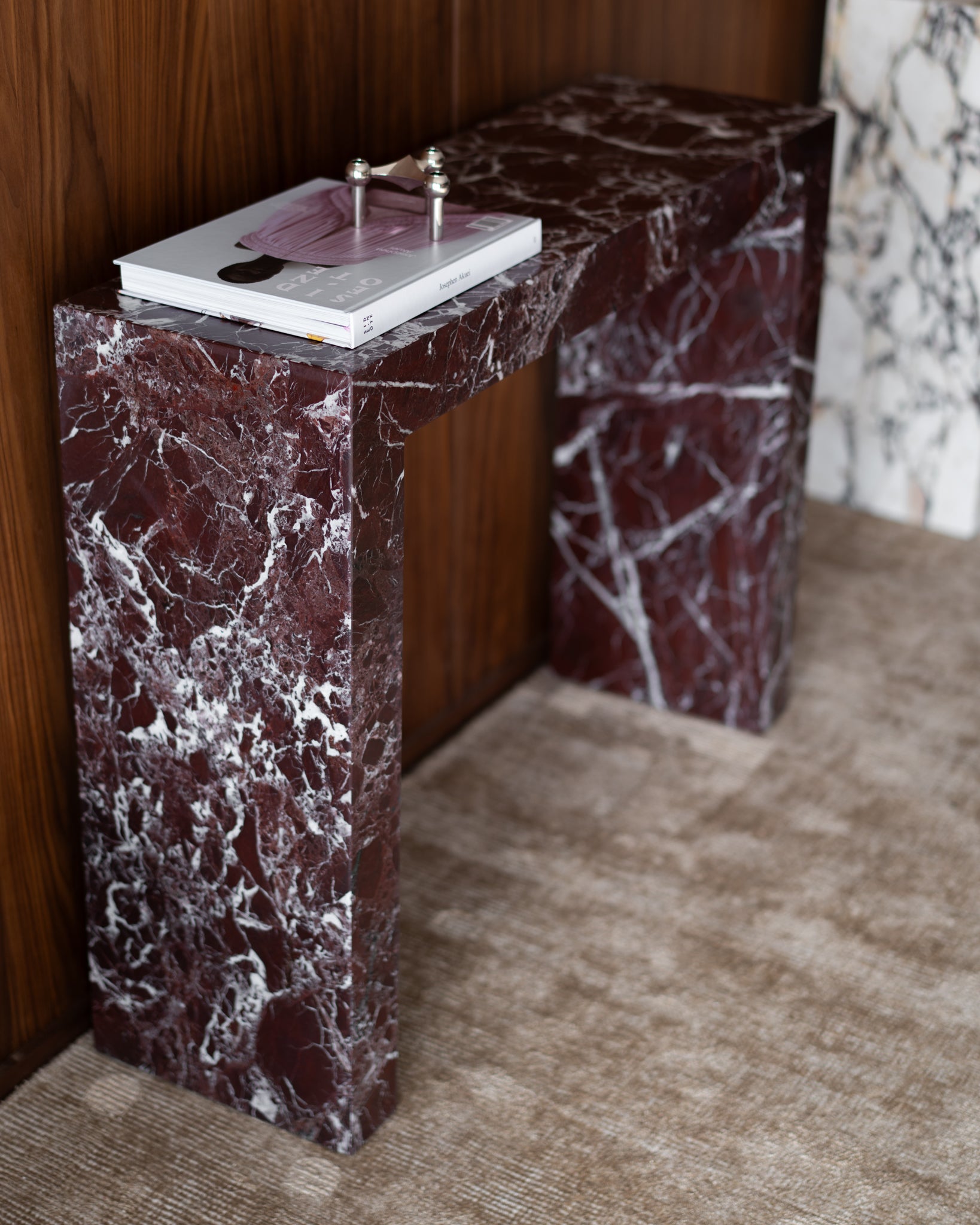 Petite Palm Rosa Levanto Console Console Table