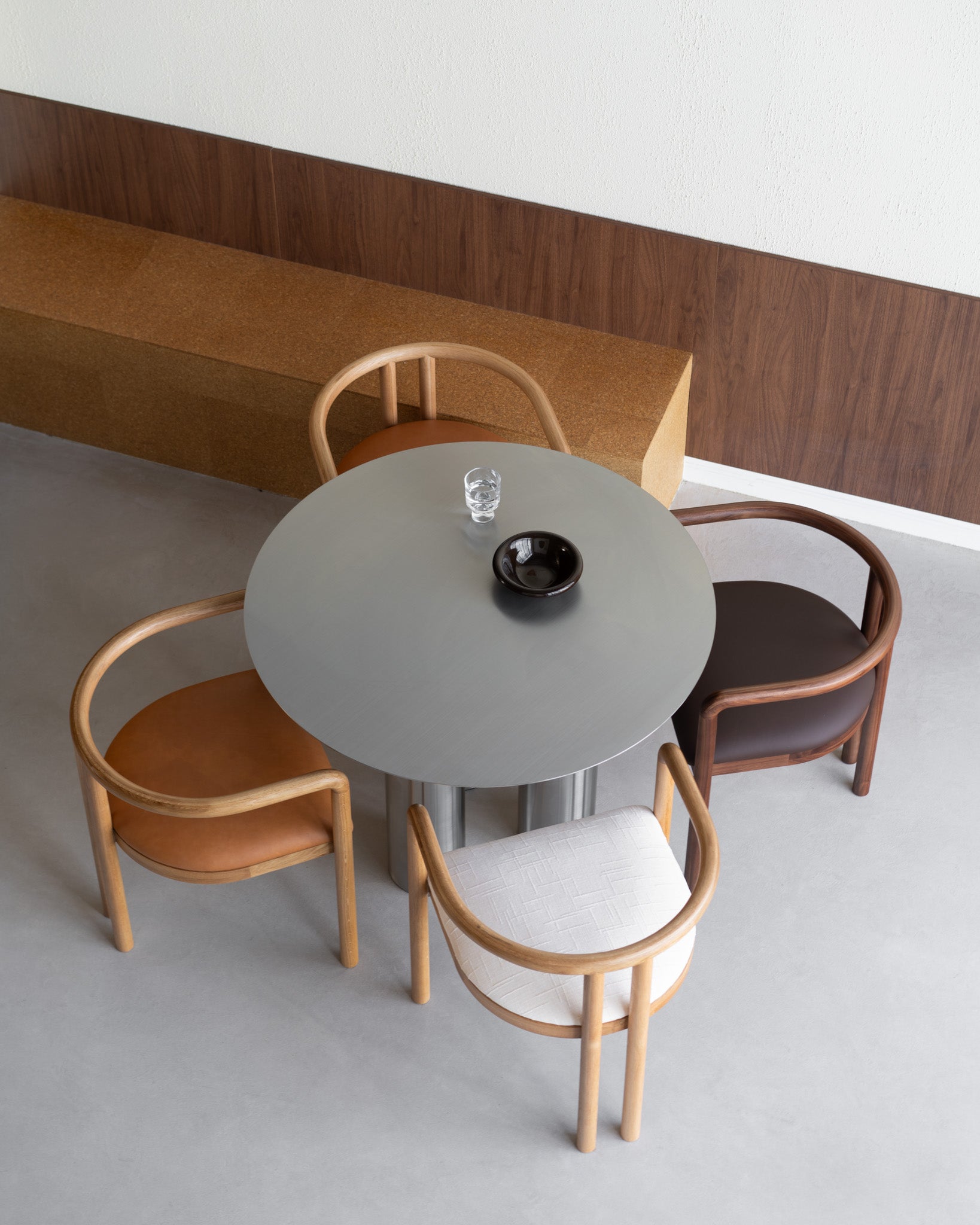 Elio Caramel Oak Chair