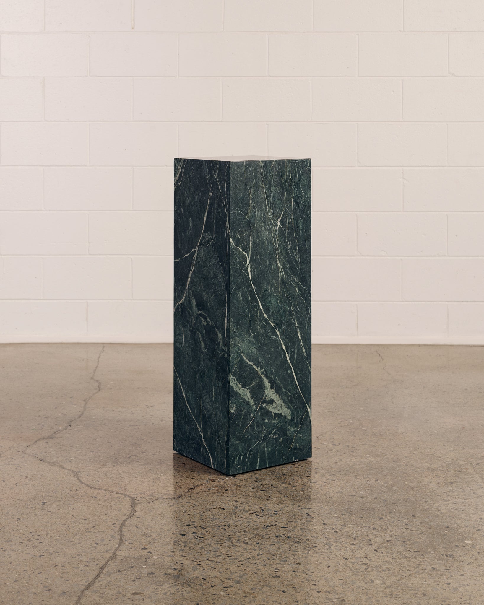 Plinth Tall Verde