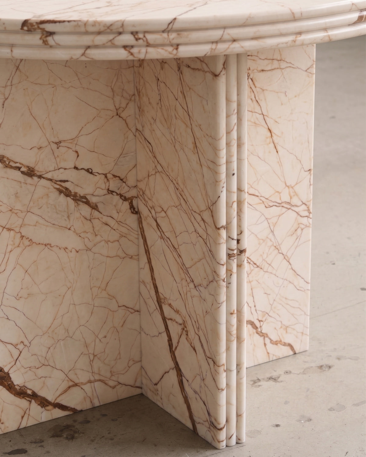 Franca Honeycomb 120 Dining Table