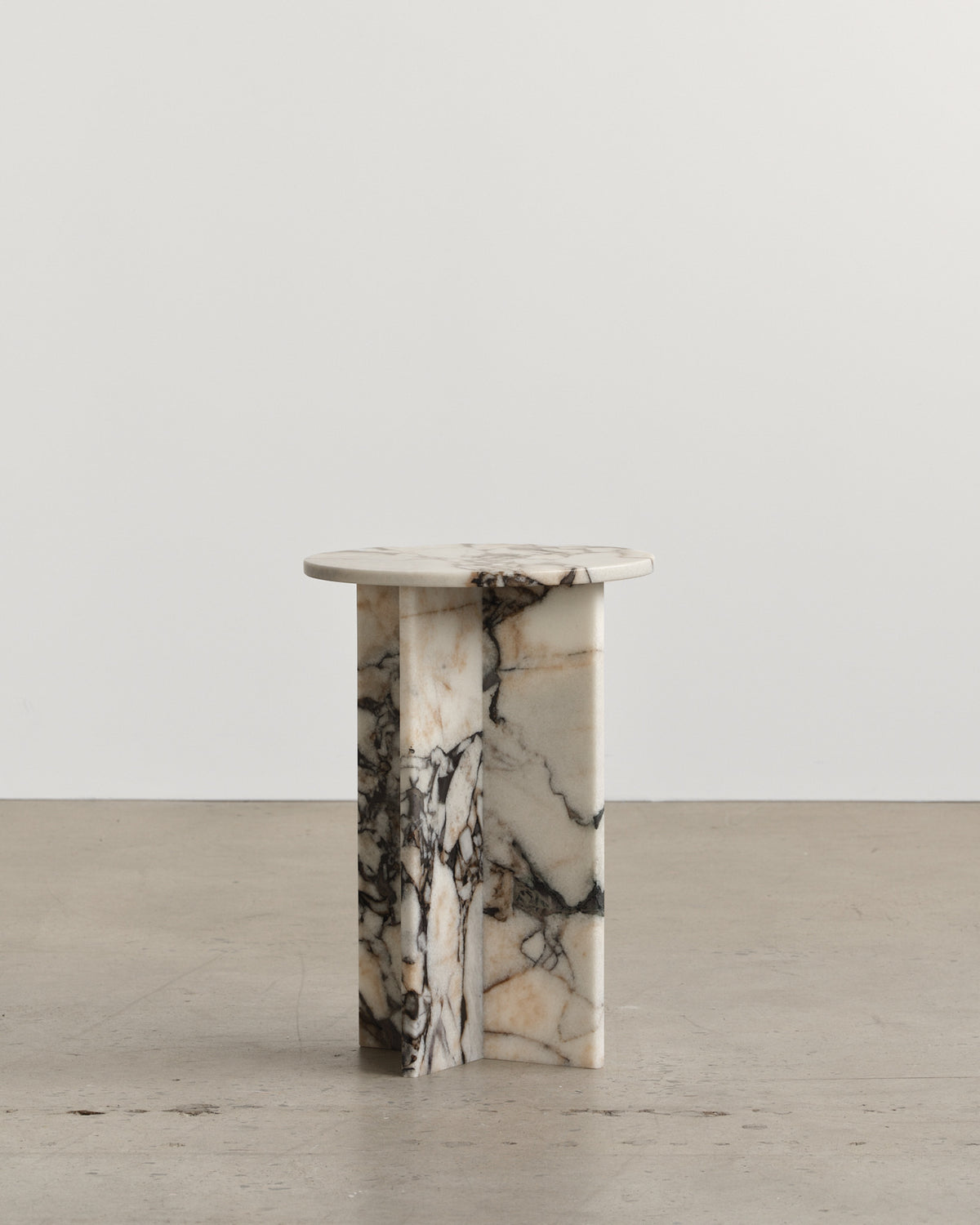 Franca Calacatta Nero Side Table