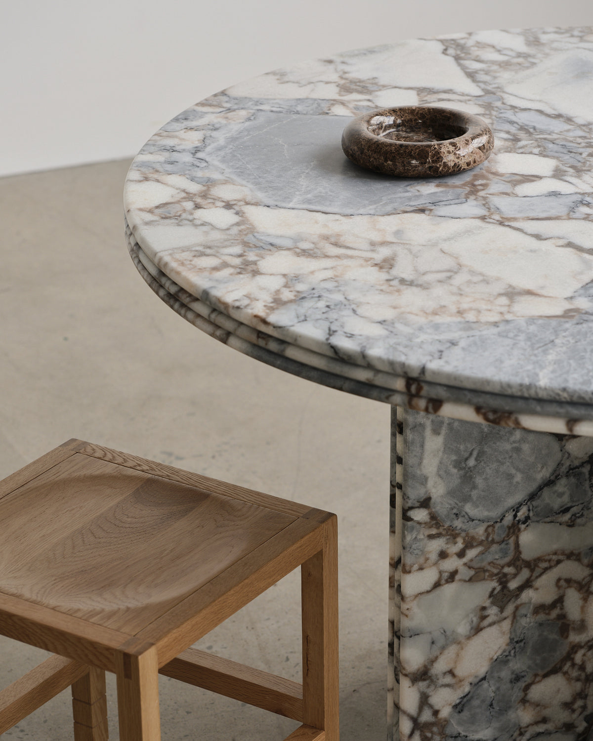 Franca Calacatta Nero 120 Dining Table