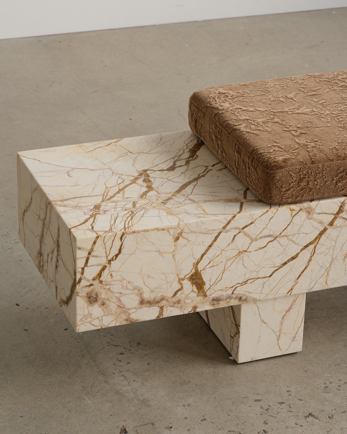 Loulou Honeycomb Bench Seat
