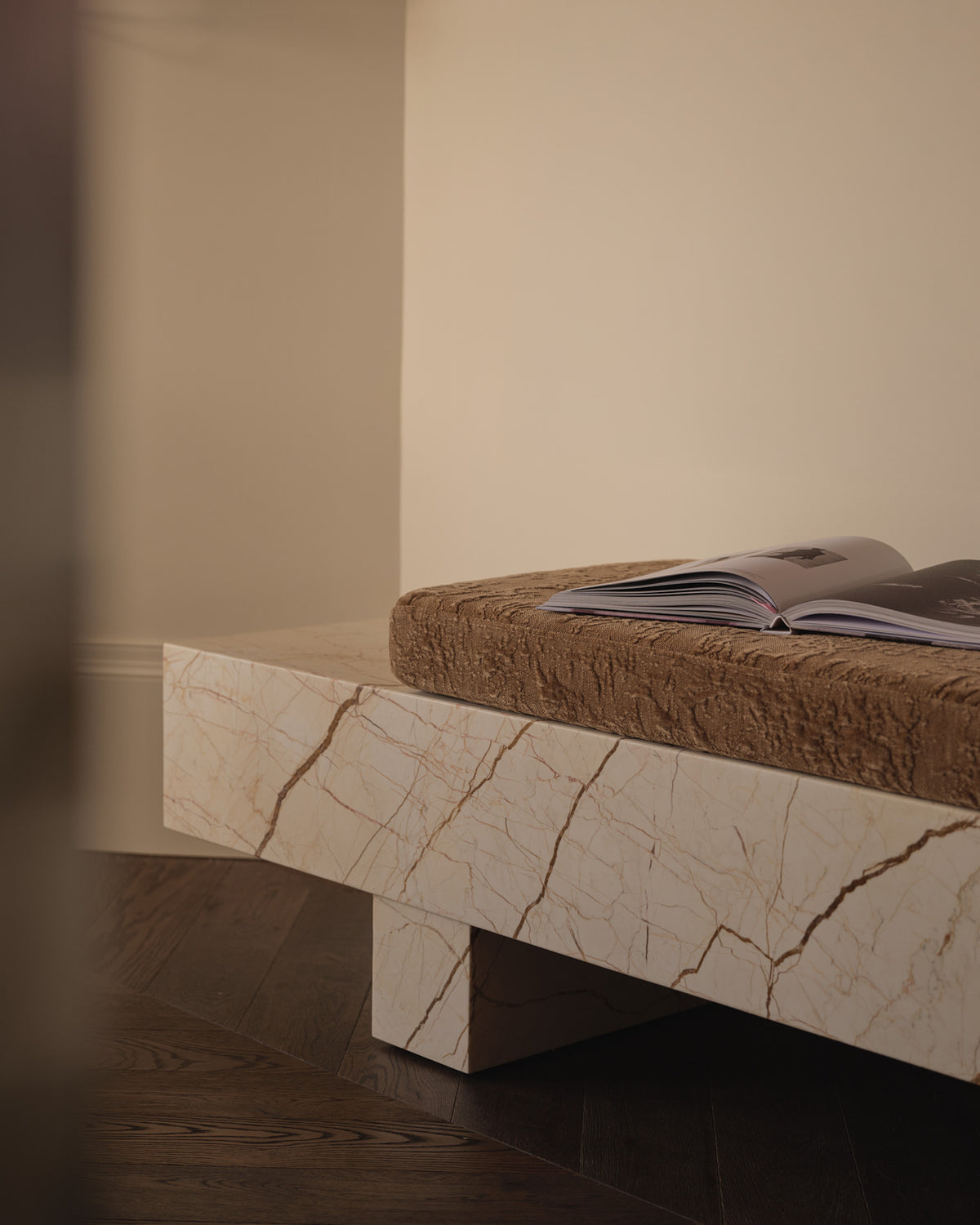 Loulou Honeycomb Bench Seat