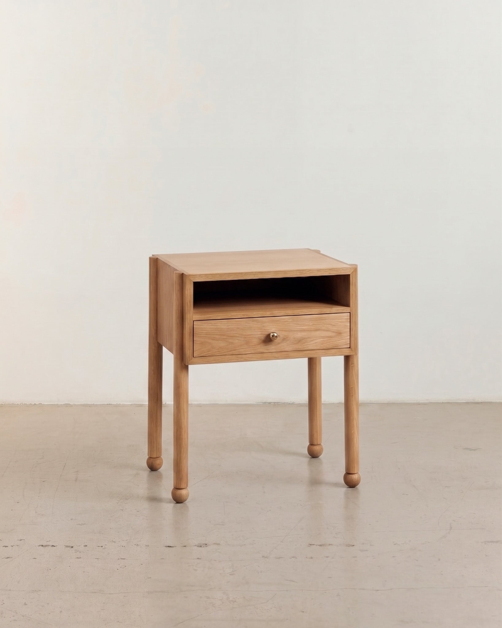 Naomi Oak Bedside Table Side Table
