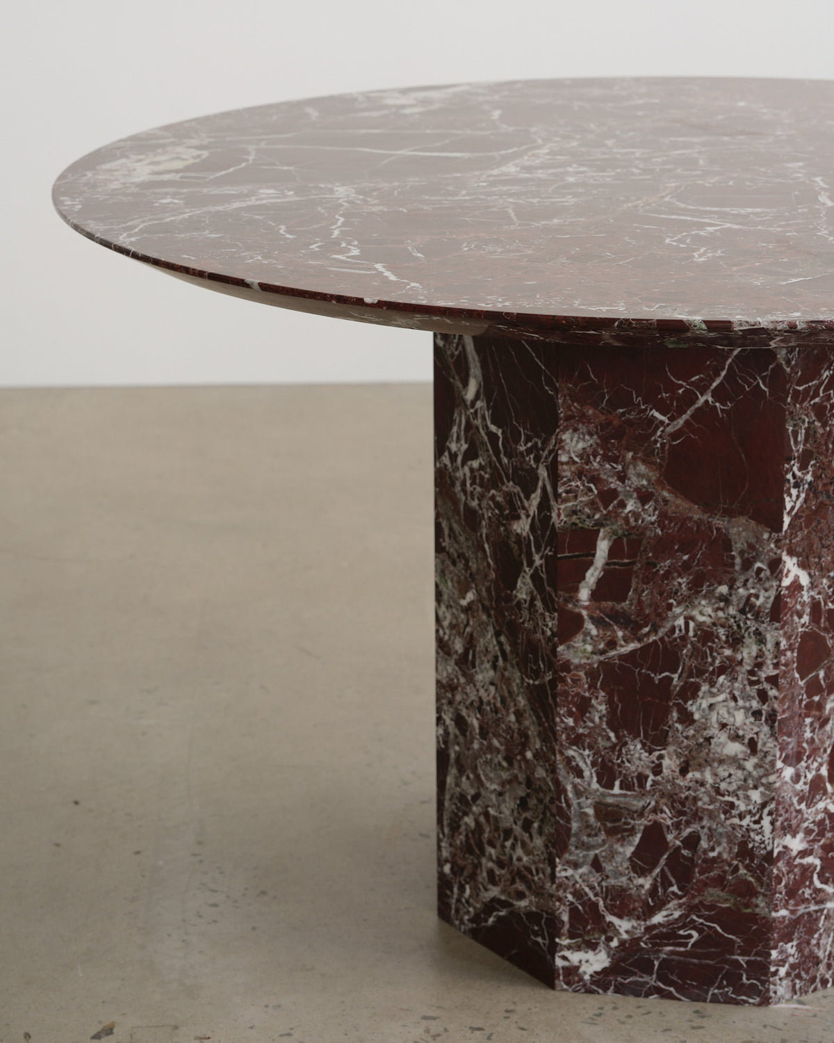 Jude Rosa Levanto 120 Dining Table