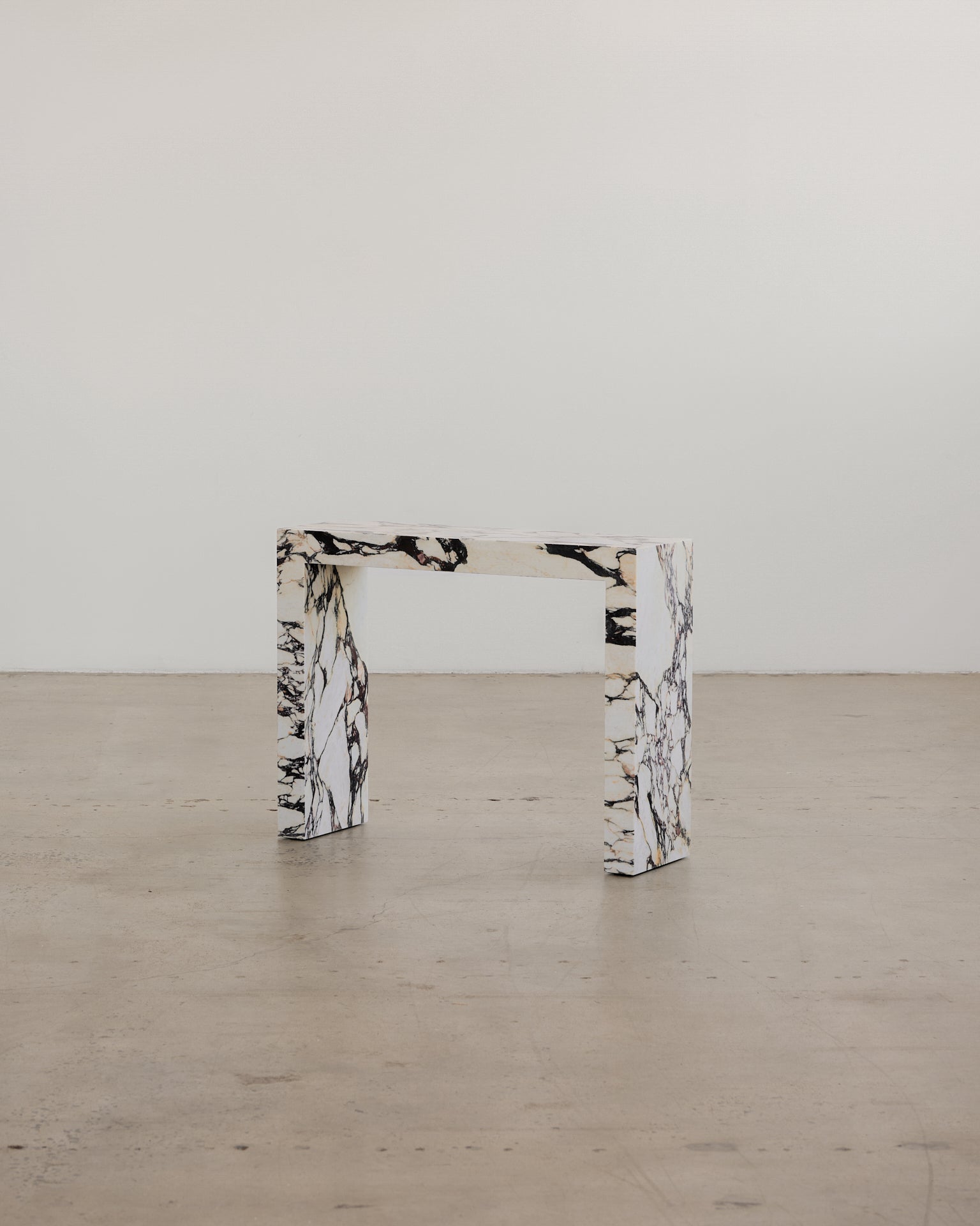 Petite Palm Calacatta Viola