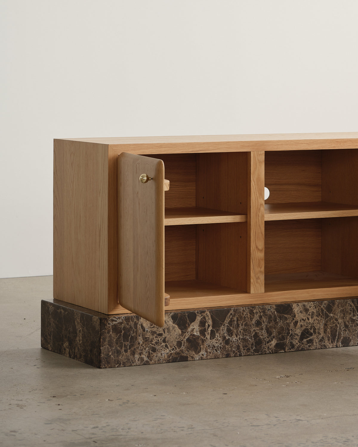 Soma Oak Medium Entertainment Unit (Unit only)