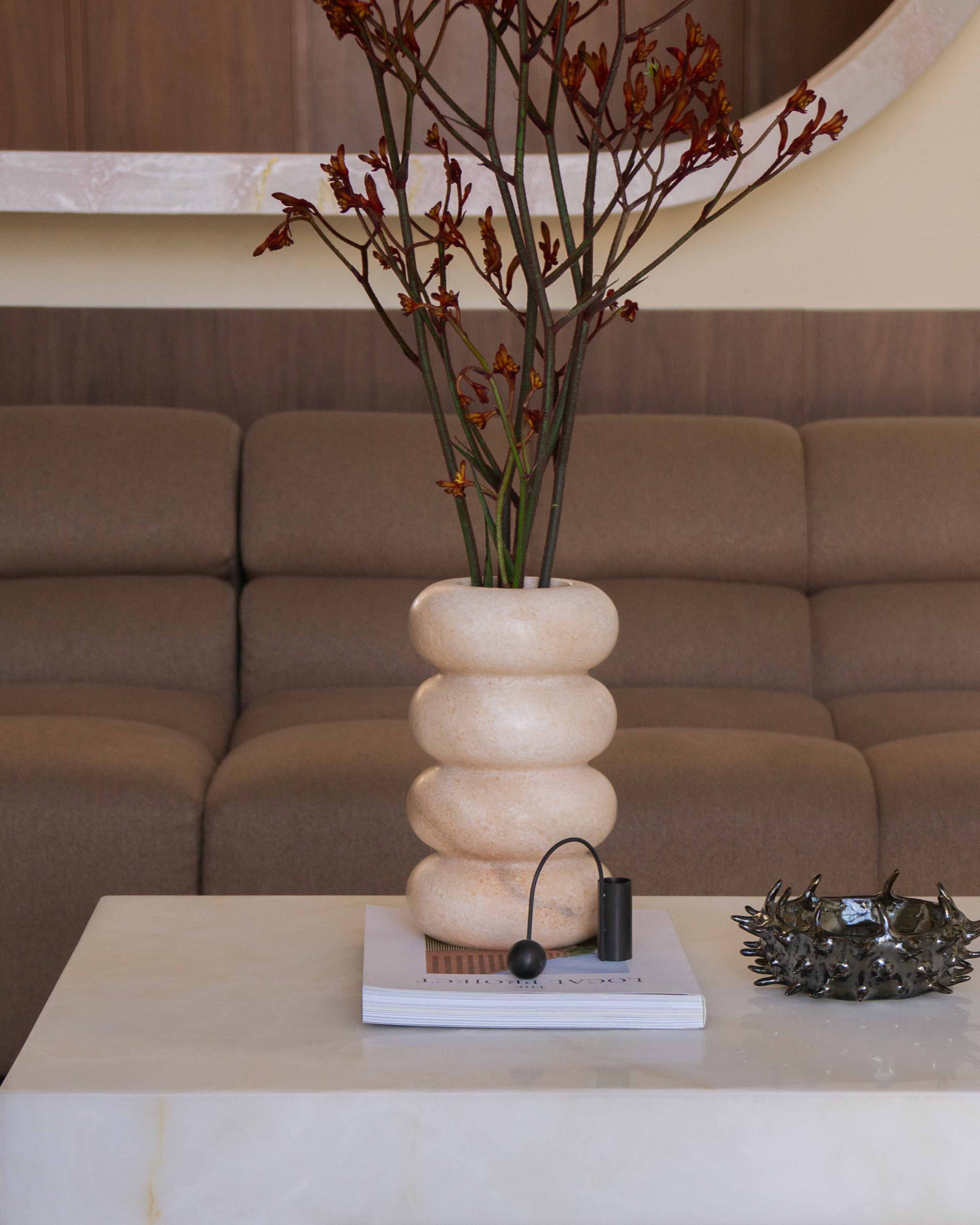 Curvy Large Marble Vase – Peach / Sunset Onyx | Fleur Studios