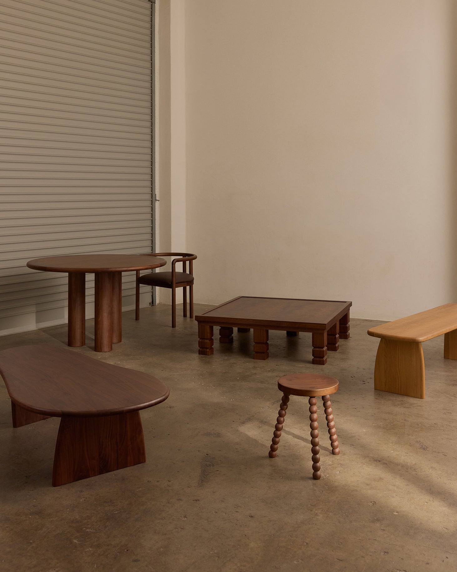 Beau Large Walnut