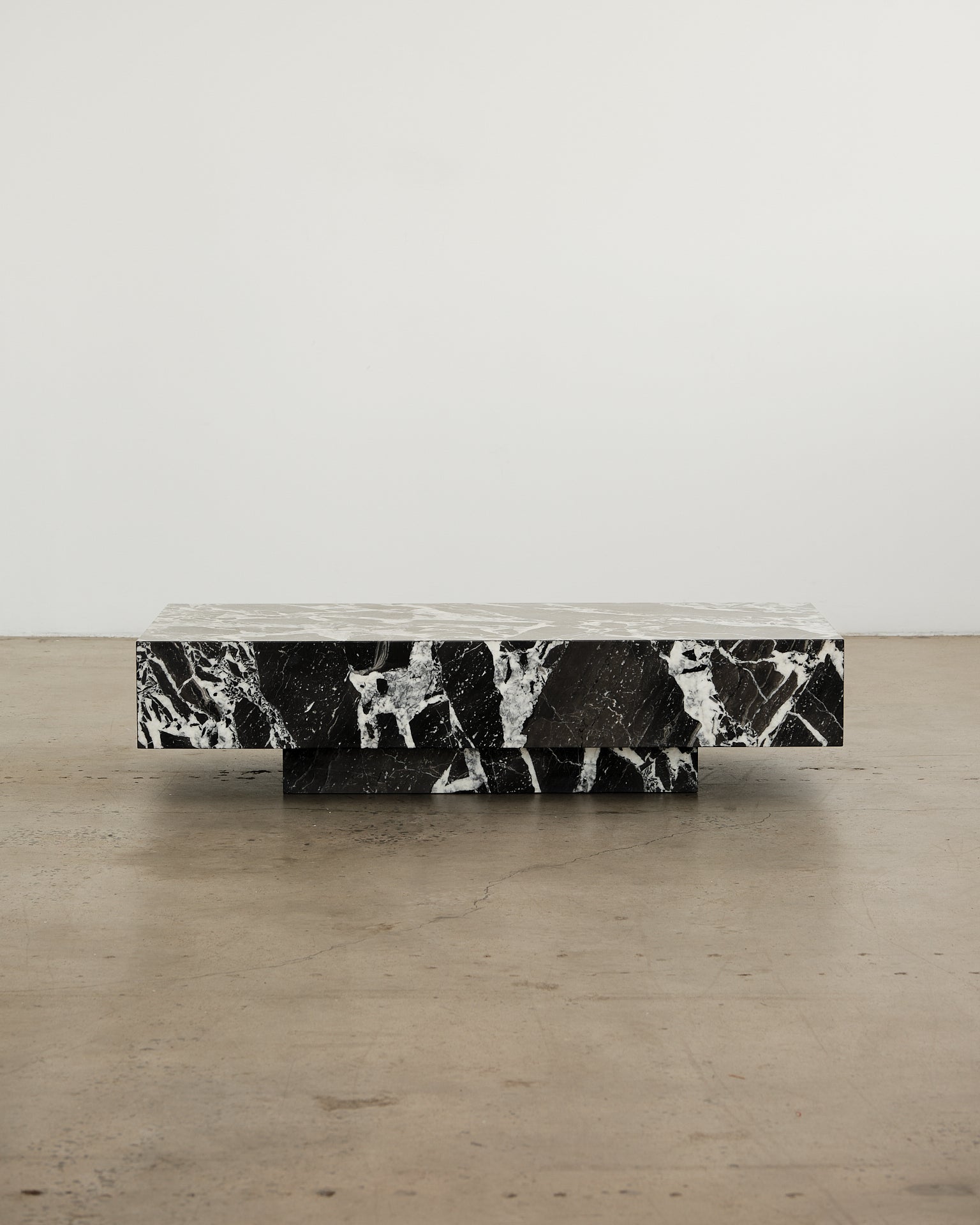 Butter Large Coffee Table Grand Antique