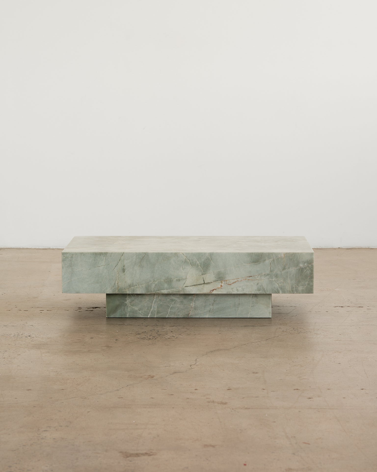 Butter Medium Coffee Table Esmeralda Quartzite