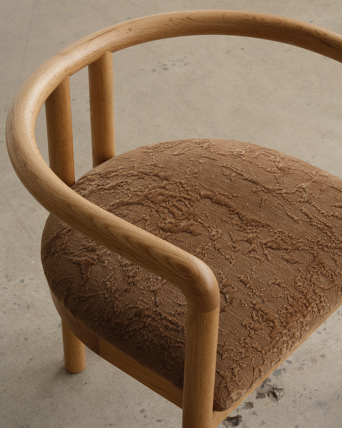 Elio Oak Nutmeg Dining Chair