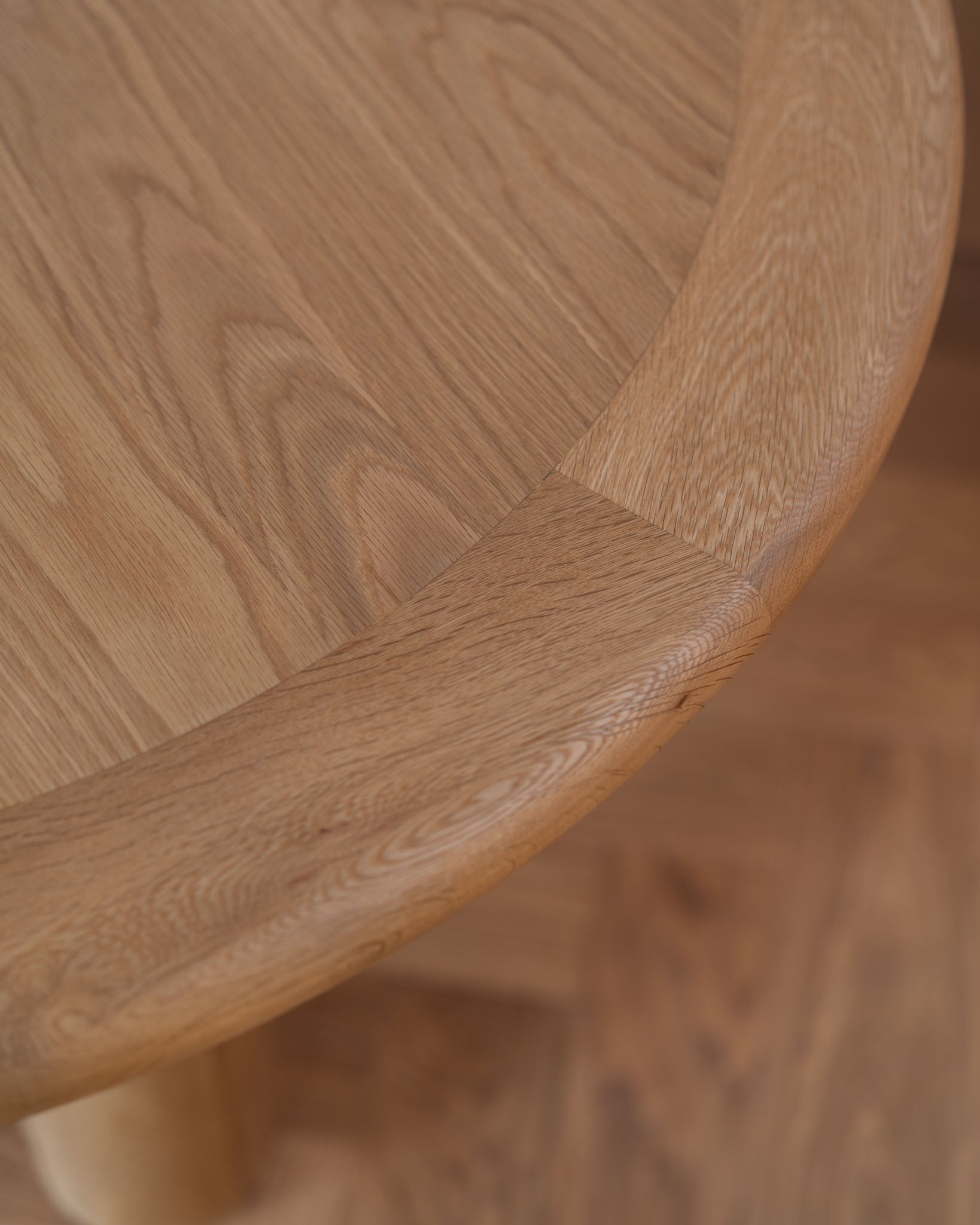 Elio Round Dining Table Oak 100
