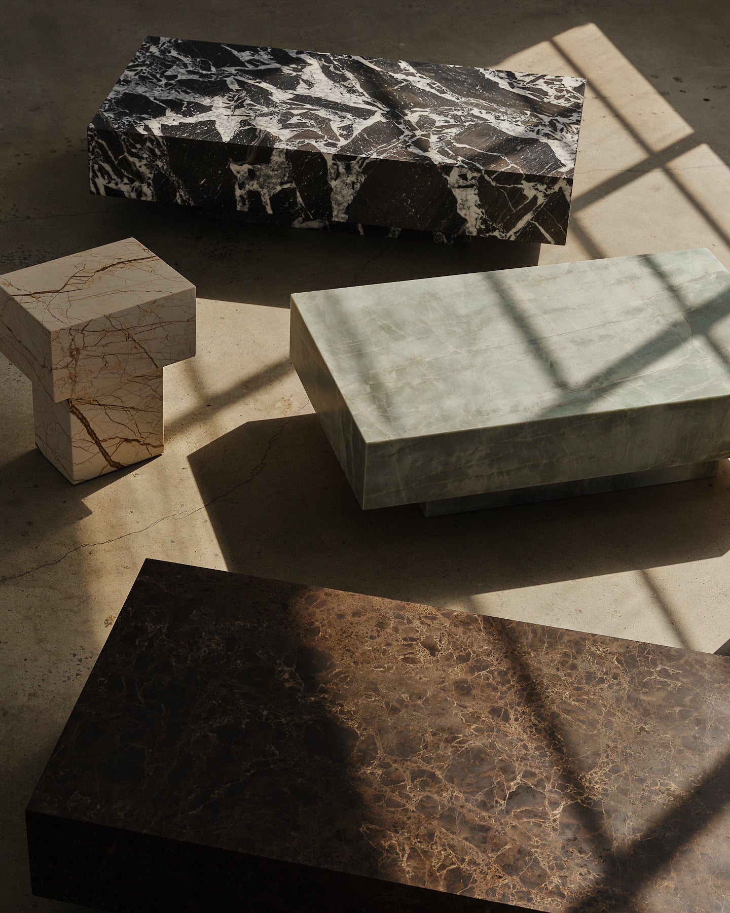 Butter Large Coffee Table Grand Antique