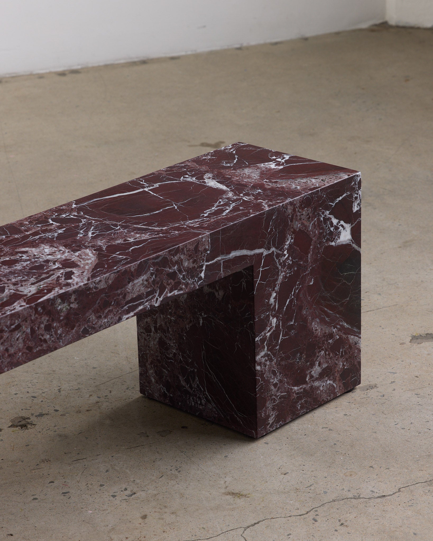 Cookie Abstract Low Console Rosa Levanto