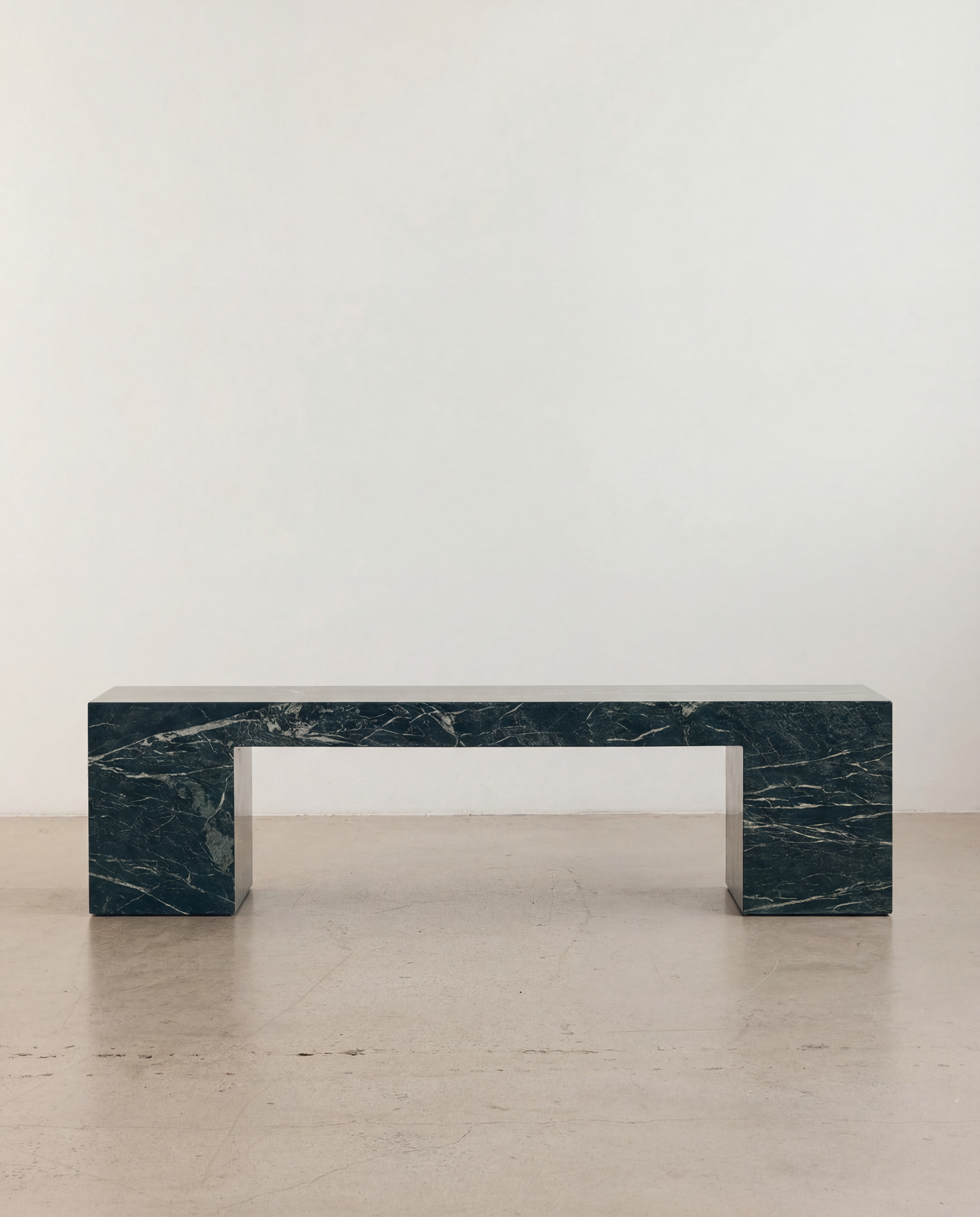 Cookie Abstract Verde Low Console