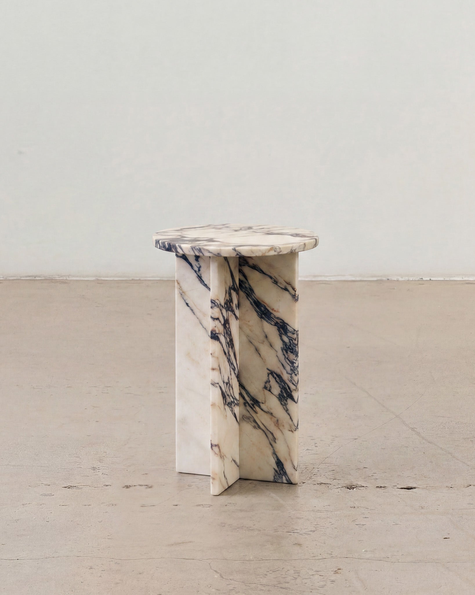 Calcatta viola marble side table