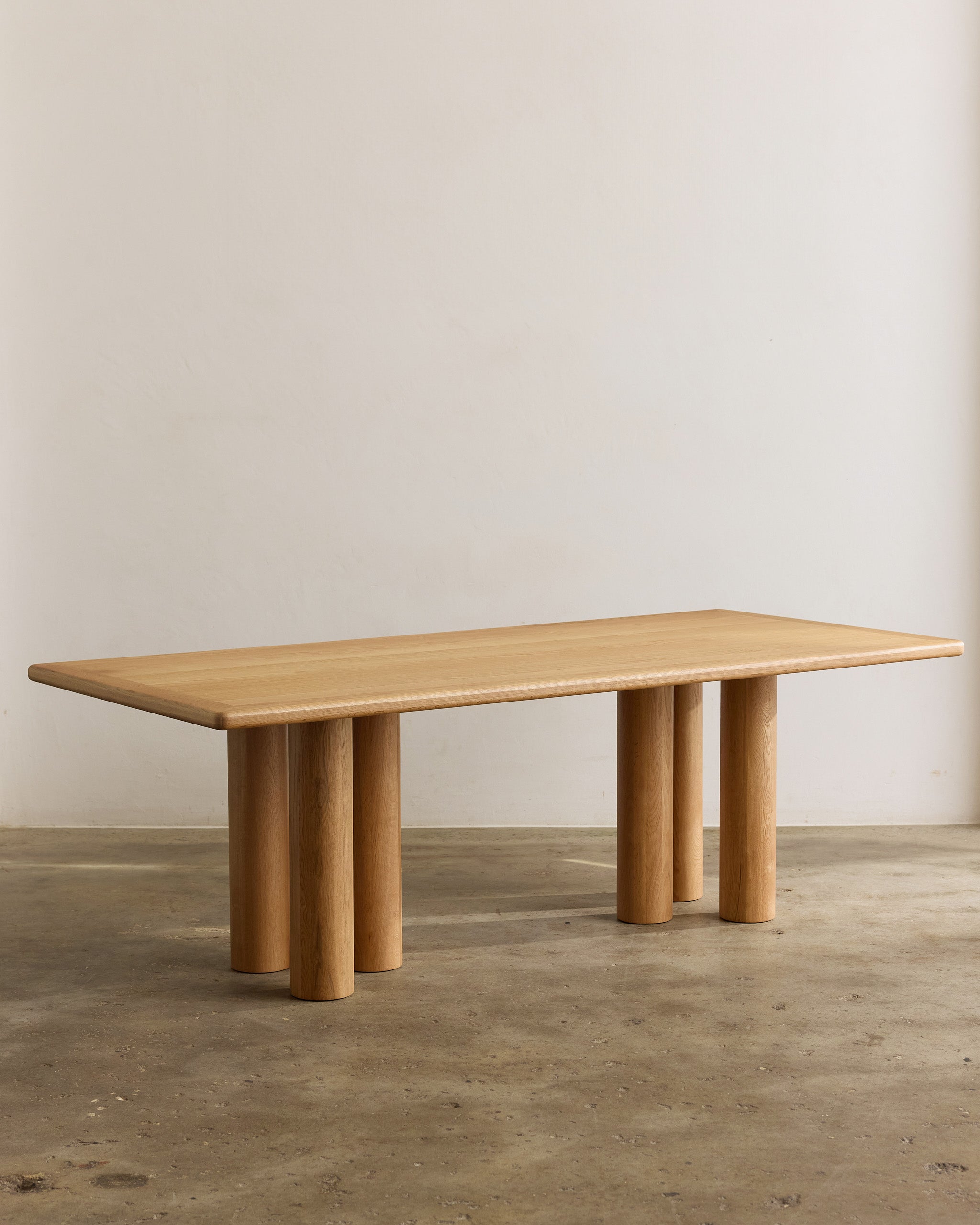 Rectangle oak timber dining table.