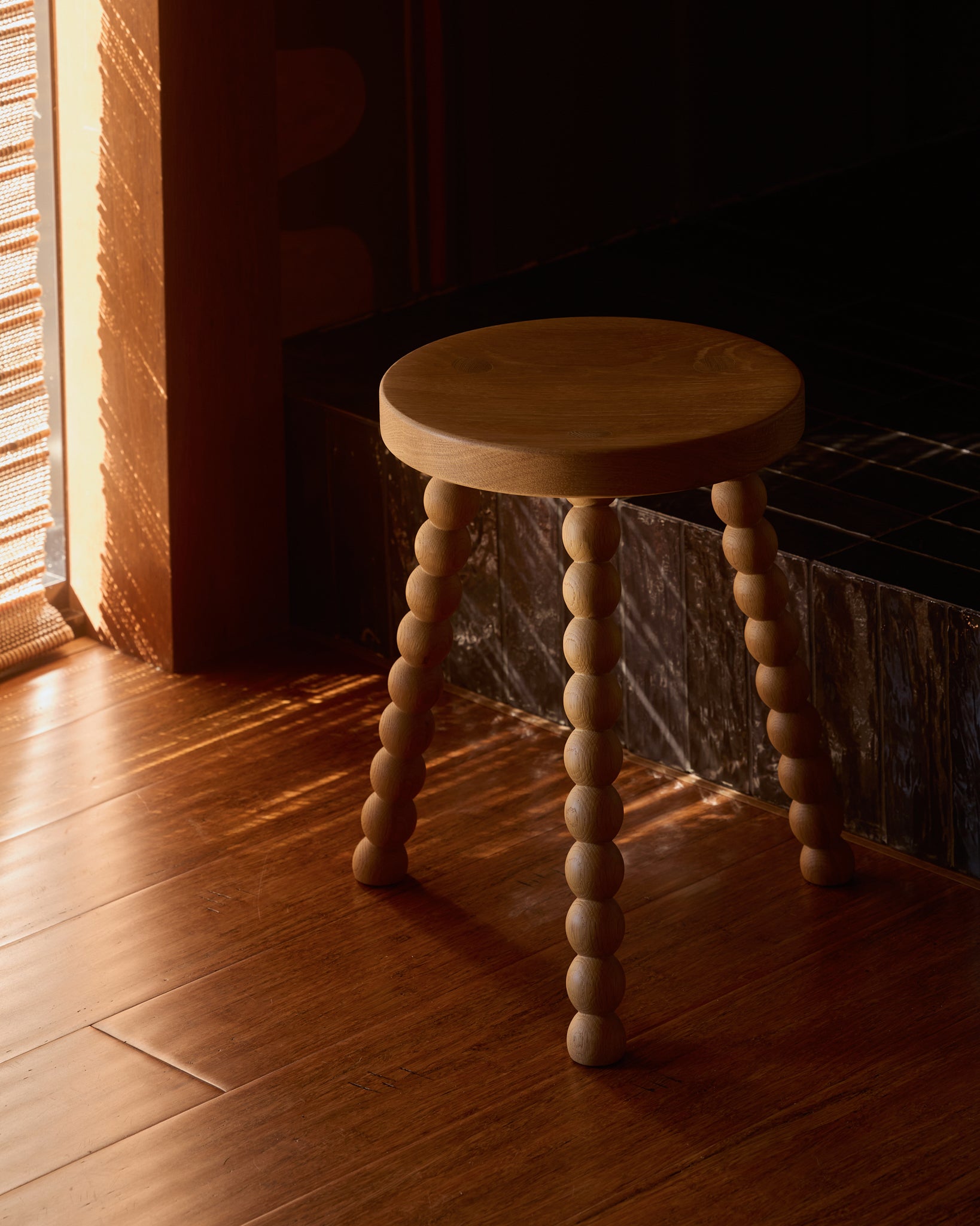 Cleo Small Oak