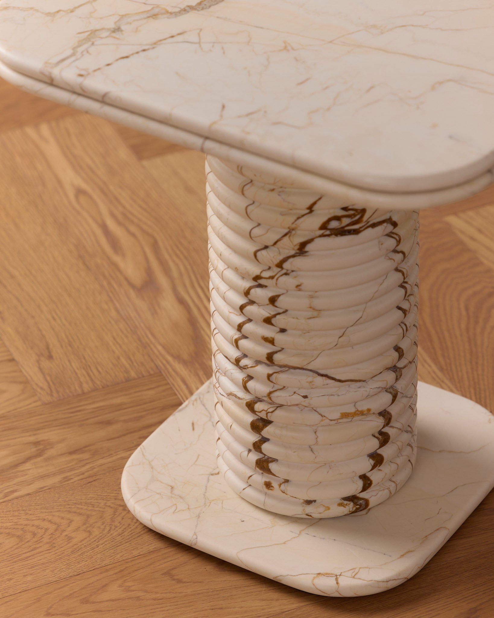 Nervado Side Table Honeycomb