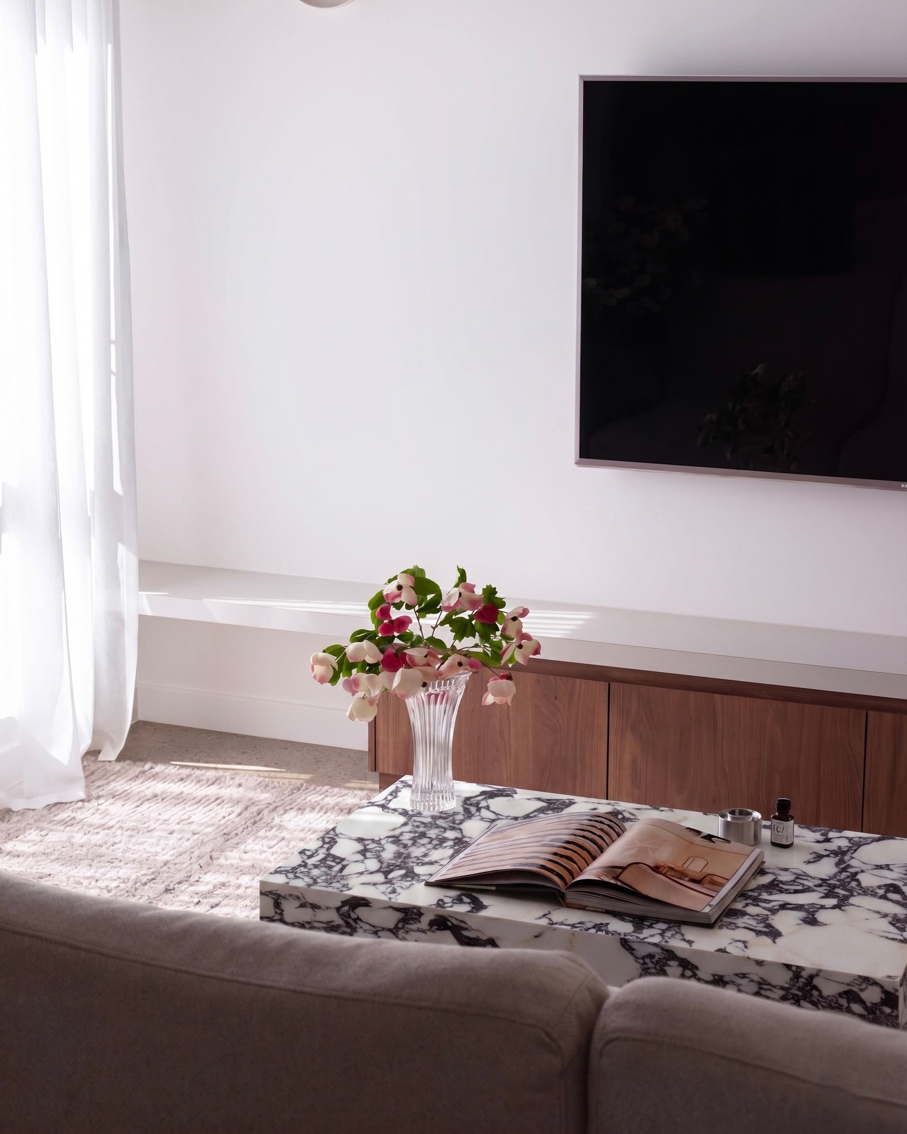 Plinth Calacatta Viola Coffee Table Coffee Table