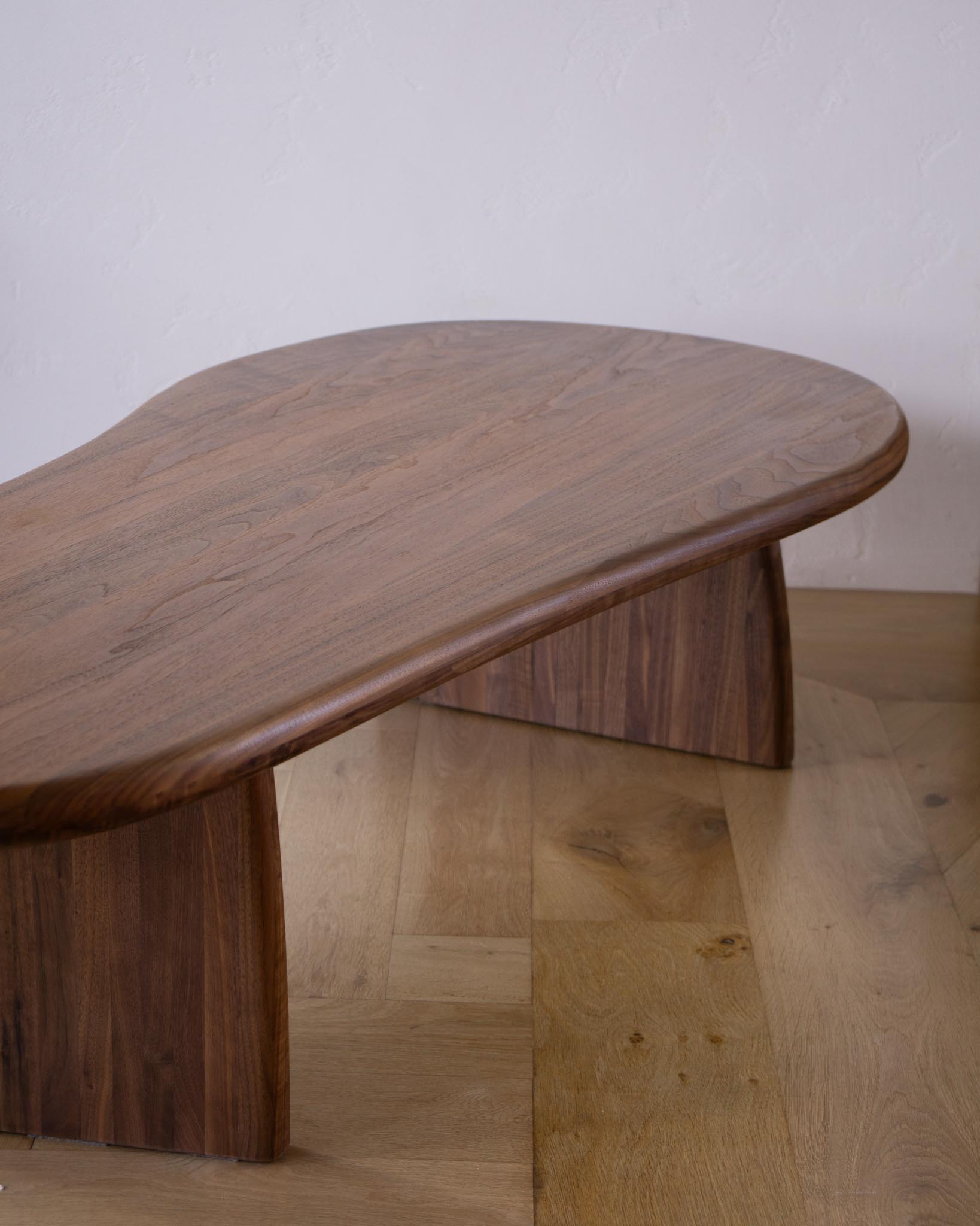 Beau Large Walnut - Fleur Studios