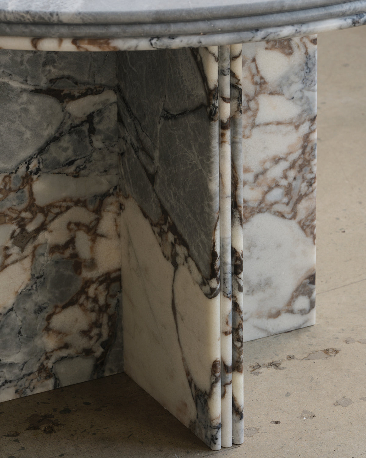 Franca Calacatta Nero 120 Dining Table