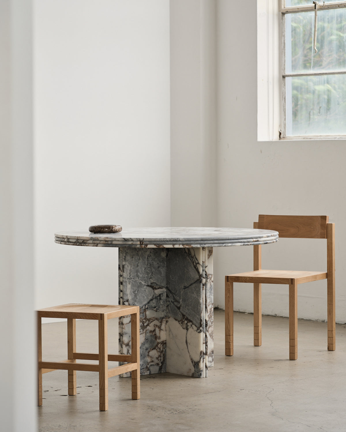 Franca Calacatta Nero 120 Dining Table