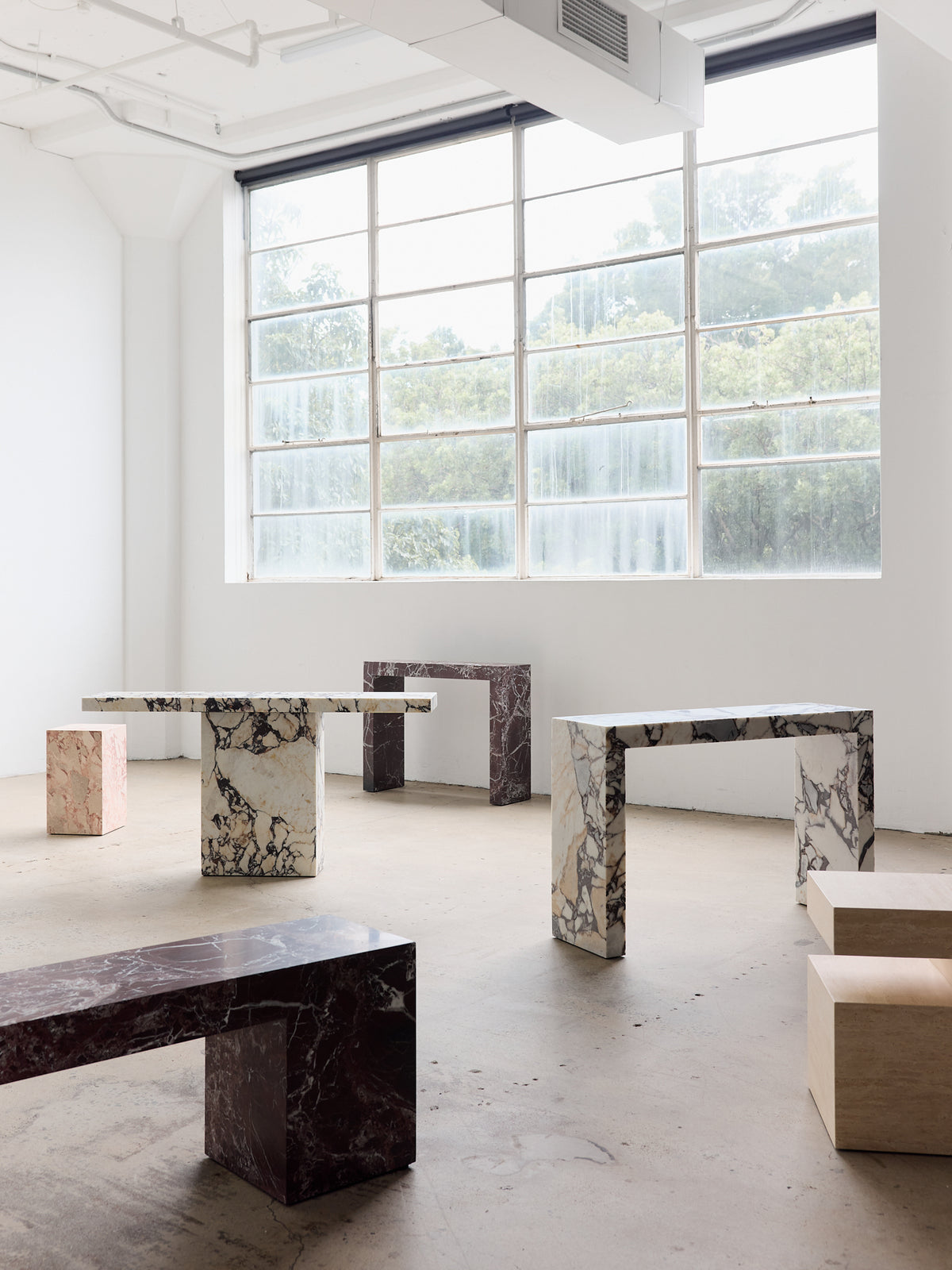 Our Guide To Marble | Shop our range of premium marble furniture
