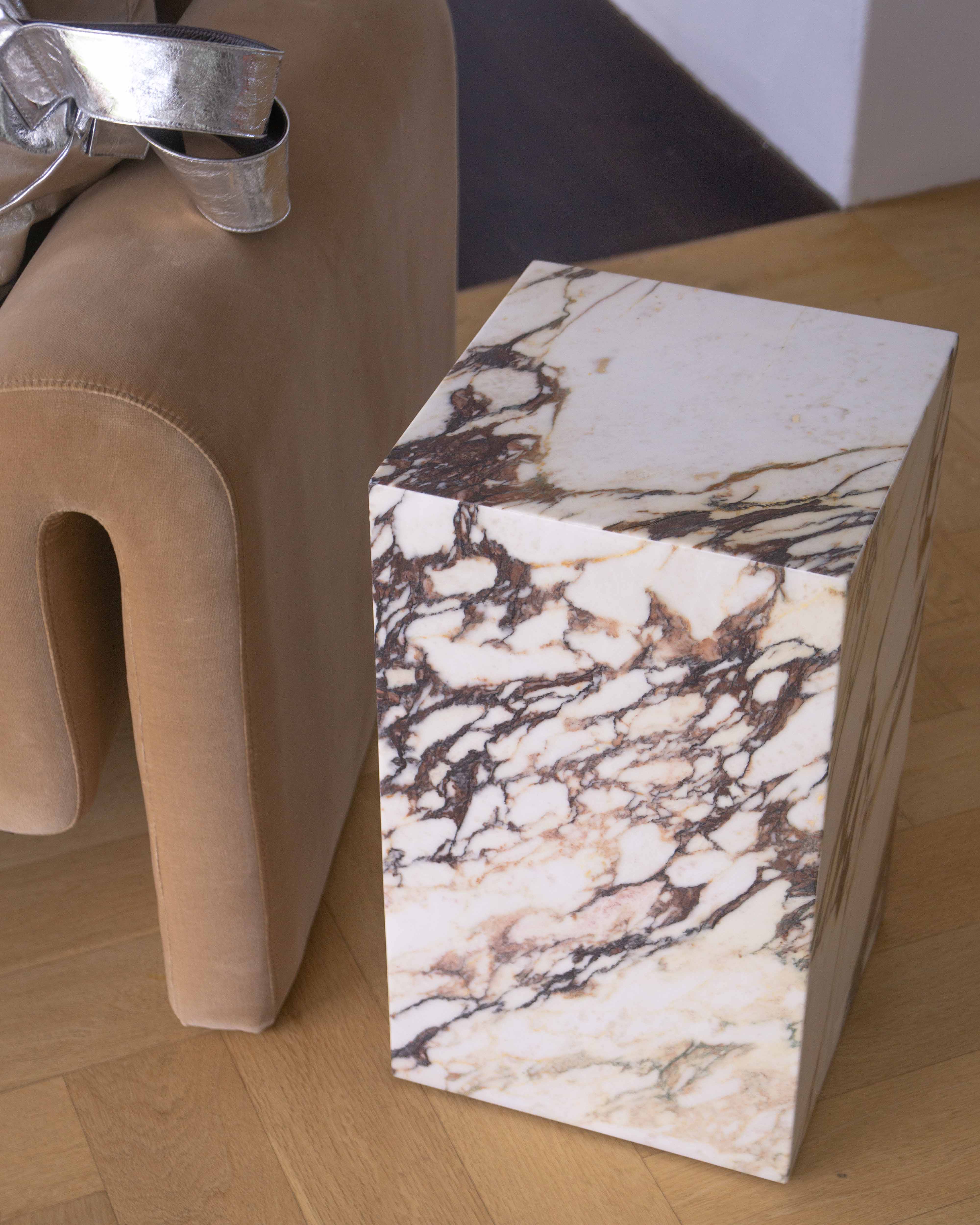 Plinth Calacatta Viola Pair - Fleur Studios