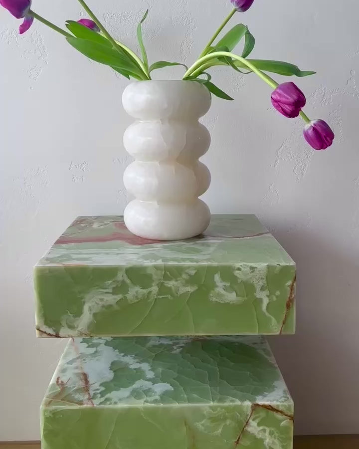 Abstract Marble Side Table – Cookie – Green Onyx | Fleur Studios