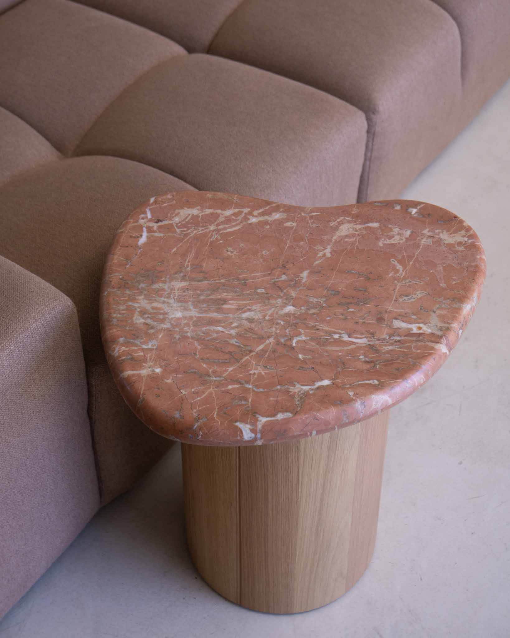 Pebble Side Table Rosso Francia